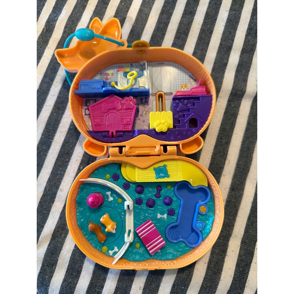 Polly Pocket Corgi Cuddles Compact Playset 2020 Mattel GTN13‎ Orange Dog Case